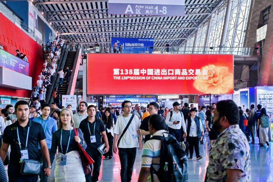 作桥梁”！广交会“圈粉”全球客商电子pg游戏“重要的展示窗口